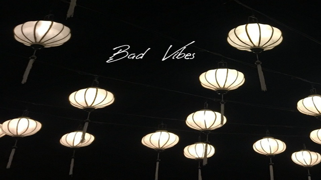 Bad Vibes - Minhdea, Panii