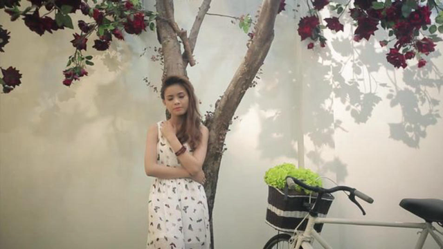 Em Khóc Vì Anh - Lyna Thùy Linh