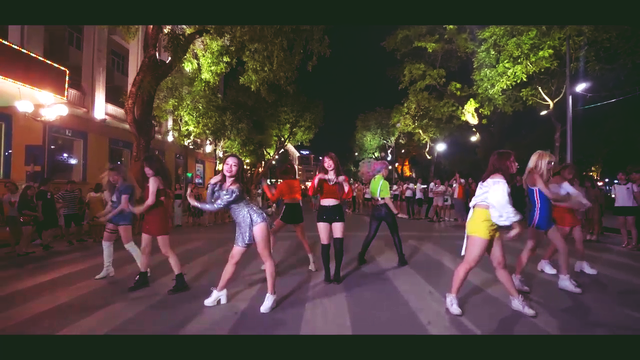 Vội (Riyox Remix) (Dance Version) - Lov