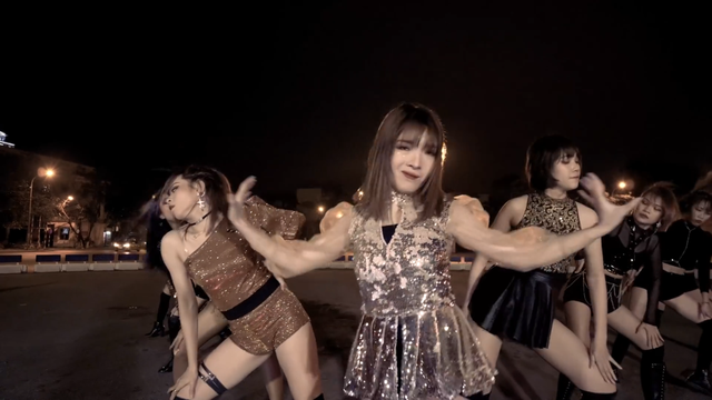 Cứ Thế Lướt Qua | Fous