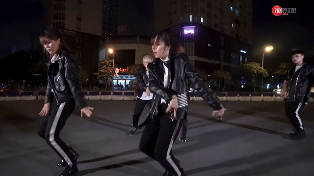 Vắng Em Một Ngày - Ca sĩ Freaky, Ryan, CM1X