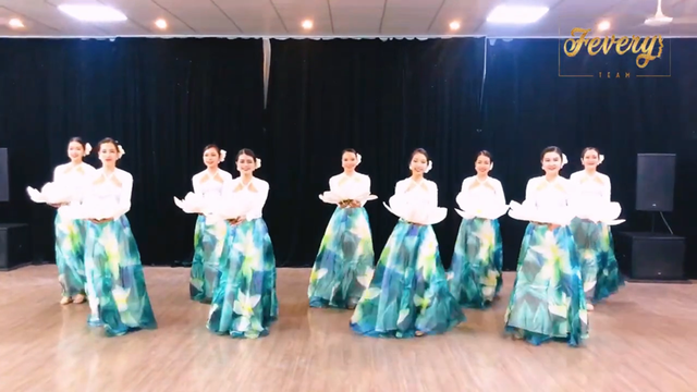 Chuyện Của Lá - Đào LíuLoo