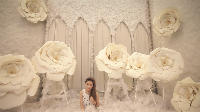 Em Khóc Vì Anh | Lyna Thùy Linh