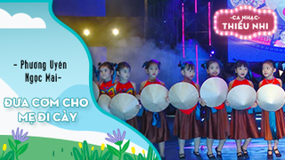 Đưa cơm cho mẹ đi cày