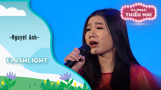 Ca khúc Flashlight - Biểu diễn Nguyệt Ánh