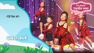 Ca khúc Gieo quẻ - Biểu diễn CLB Sun art