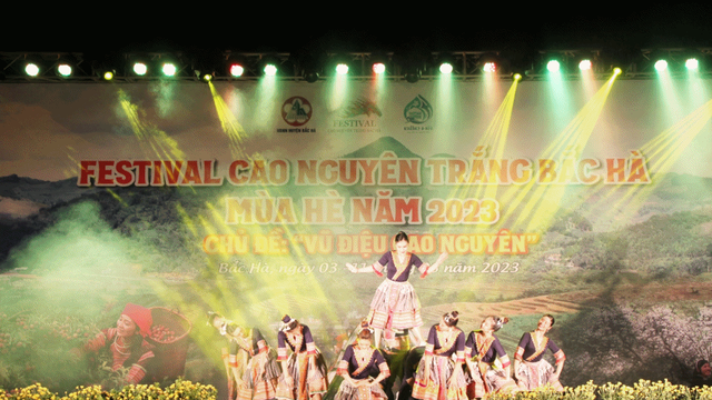 Khai mạc Festival Cao Nguyên Trắng Bắc Hà