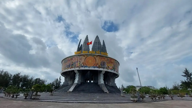 Mũi Sa Vĩ - Nơi địa đầu Tổ quốc thiêng liêng (phần 2)