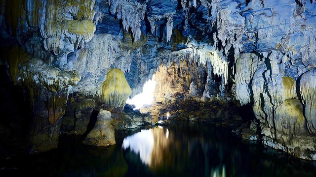 Khám phá tour du lịch Tú Làn (phần 2)