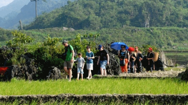 Trải nghiệm du lịch cộng đồng hồ trên núi (phần 3)