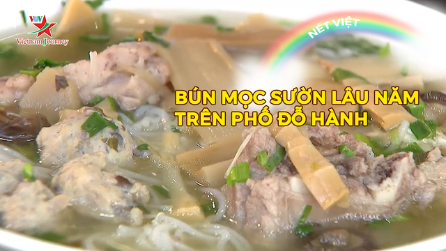 Bún mọc sườn lâu năm trên phố Đỗ Hành
