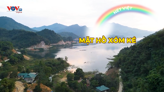 Mặt hồ xóm Ké