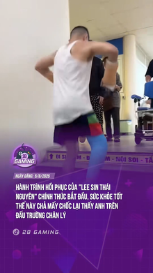 Cười tươi thế này chả mấy lại chiến đấu được