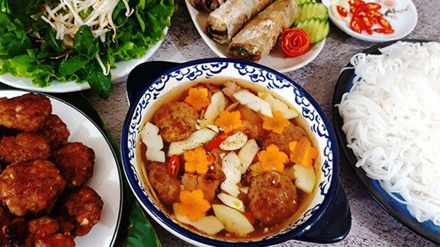 Bún chả que tre – Đậm đà hương vị Hà Thành