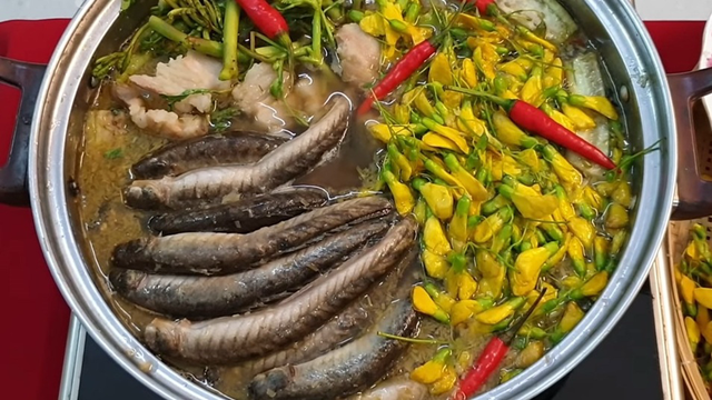 Lẩu Cá Kèo Chua Cay